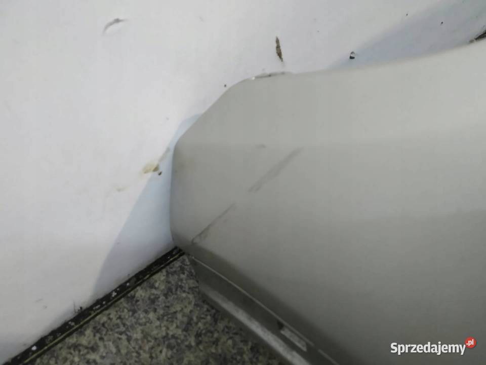 ZDERZAK PRZÓD SREBRNY SPRYSKIWACZE LEKKO świętokrzyskie sprzedam