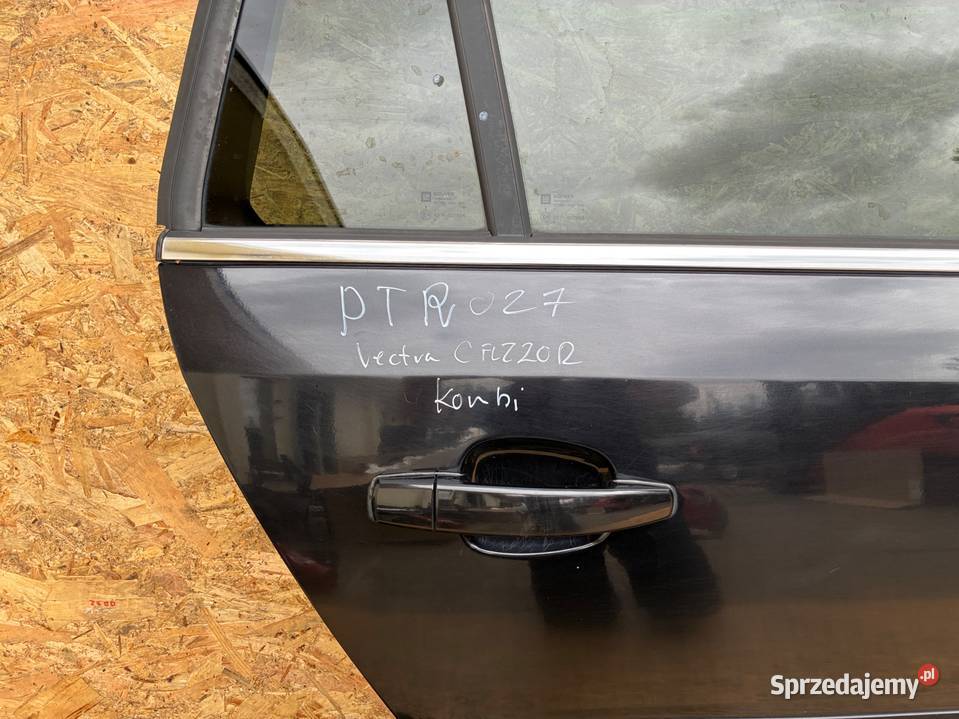 Opel Vectra C lift kombi kod lak Z20R DRZWI TYŁ Drzwi