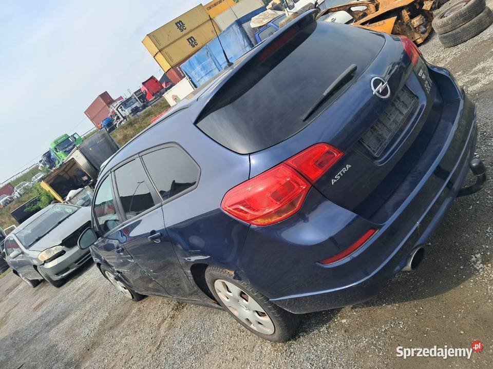 Dawca części OPEL ASTRA J KOMBI 2011 17 CDTI 16V nieuszkodzony Załęże