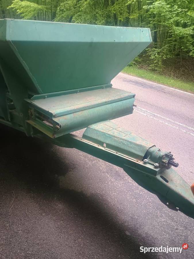 Rozsiewacz RCW3 do wapna nieuszkodzony Żółkiewka-Osada sprzedam