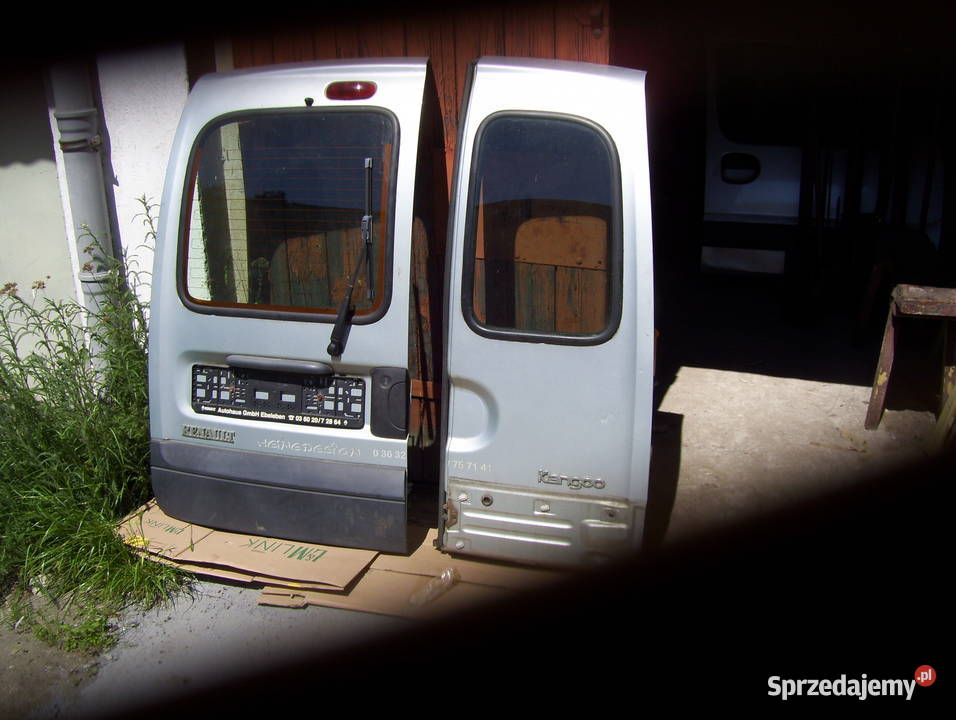 renault kangoodrzwi srebrne 2004 r Rok produkcji 2004