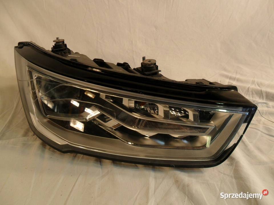 Reflektor XENON Audi A1 8x 2012 lift prawa Nowy Tomyśl
