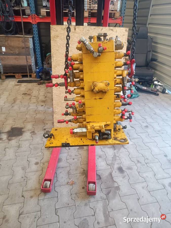 Komatsu Pw148 zawór rozdzielacz hydrauliczny Staszów