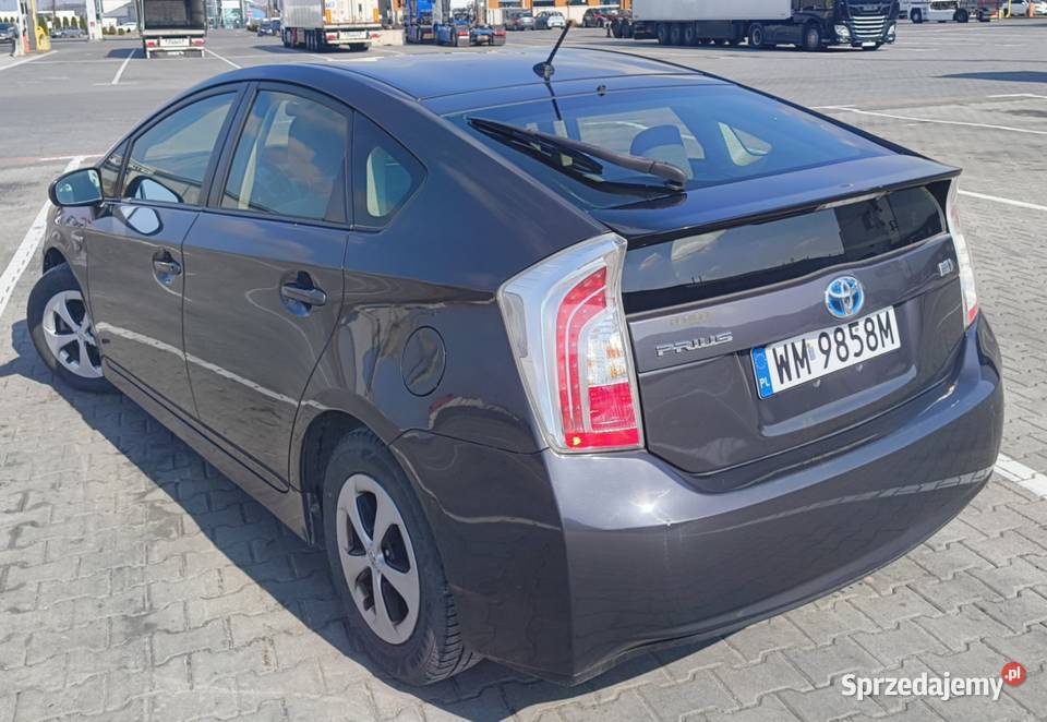 Toyota PRIUS III Hybrid 1798cm3 Mińsk Mazowiecki