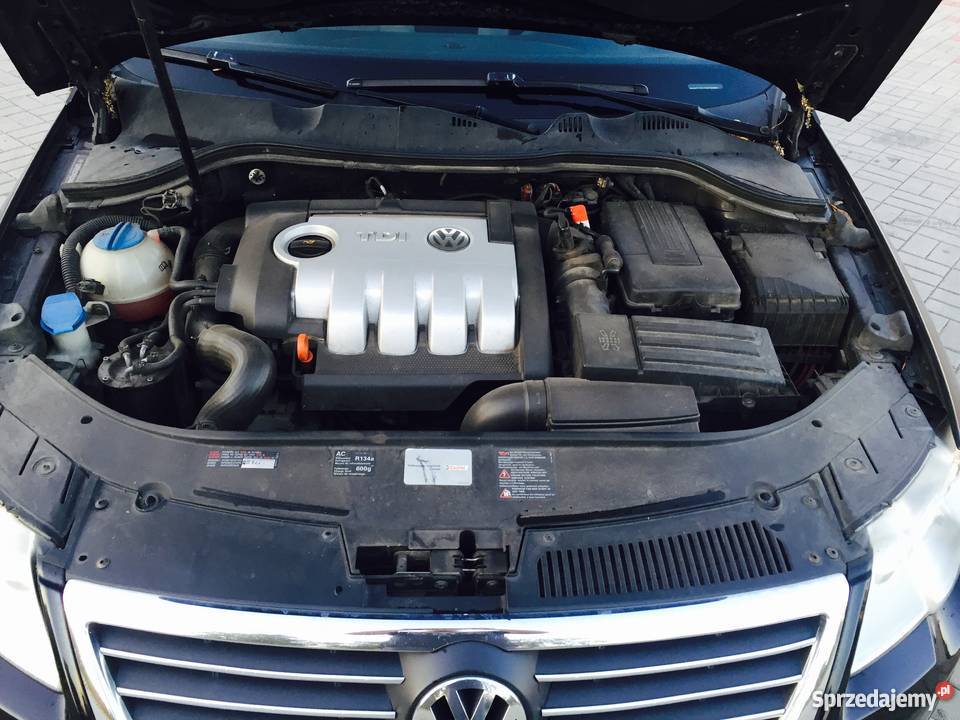 Volkswagen Passat B6 20 TDI Highline DSG godny Chocicza sprzedam