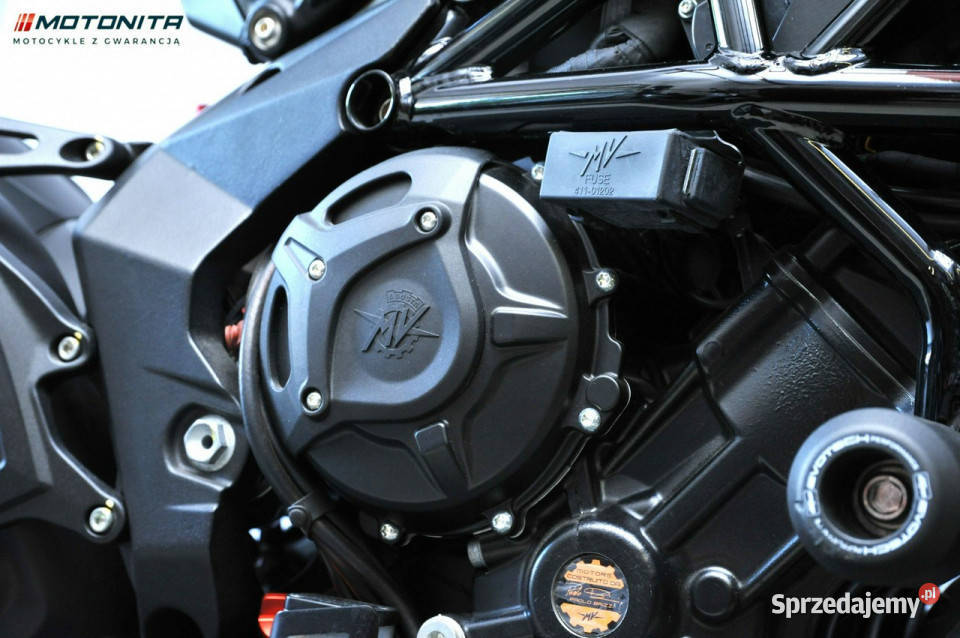 MV AGUSTA Brutale MV Agusta Brutale Rosso salon Podkowa Leśna
