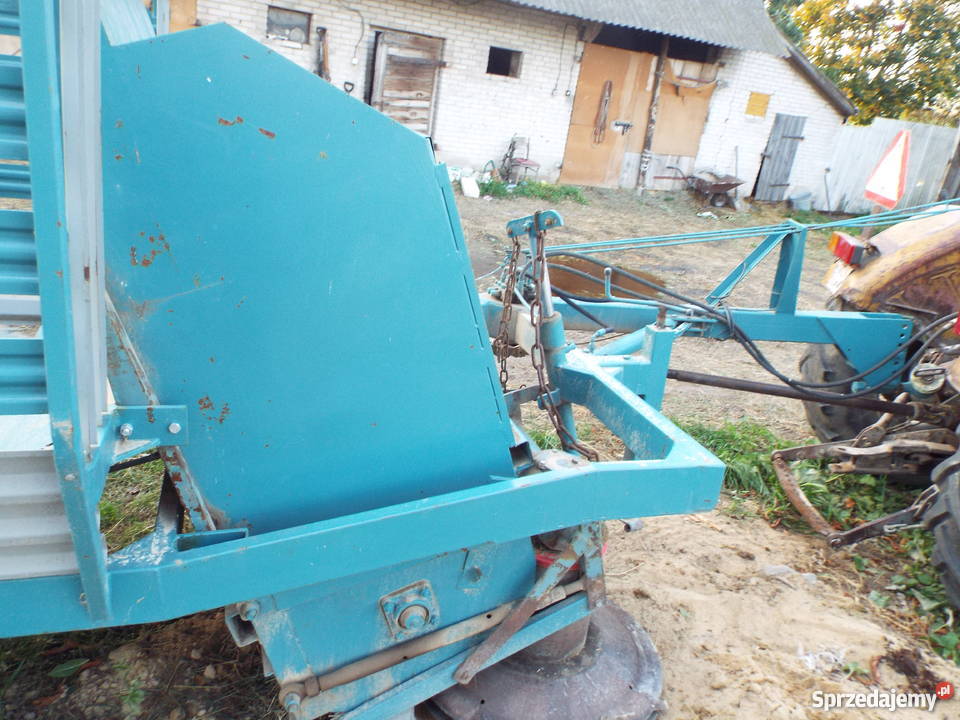 Przyczepa samozbierająca z kosiarką rotacyjną Maszyny zielonkowe mazowieckie Lipsko sprzedam
