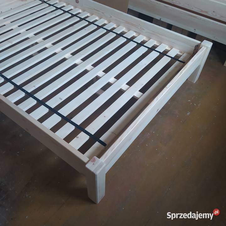Nowe wytrzymałe łóżko sosnowe 140x200 na Nisko