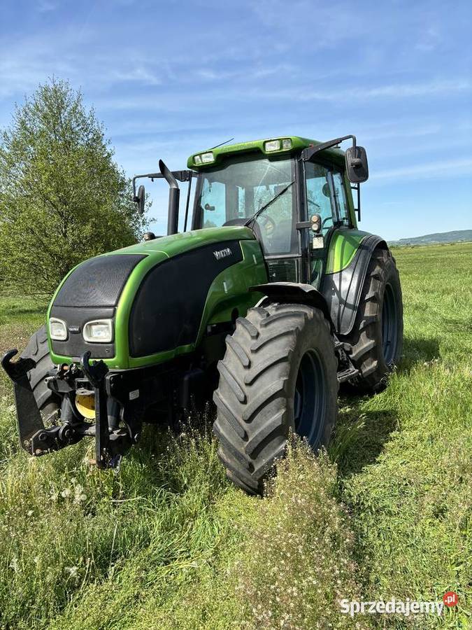 Ciągnik ValtraValmet t130 wielkopolskie Szamocin