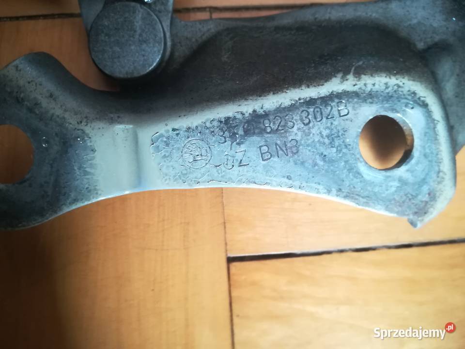 Zawiasy maski Skoda Superb 3T0 II IIFL 2011 Łódź