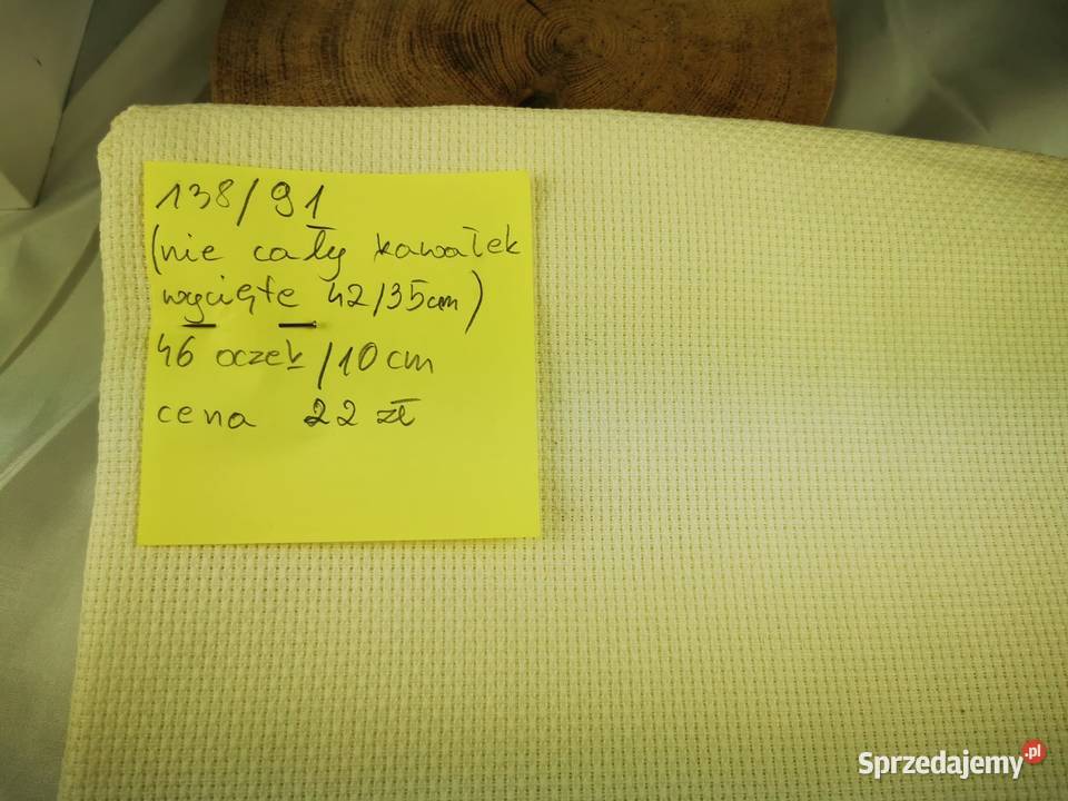 Kanwa do haftu w kuponachróżna wielkość rodzaj Rękodzieło małopolskie Wiśniowa