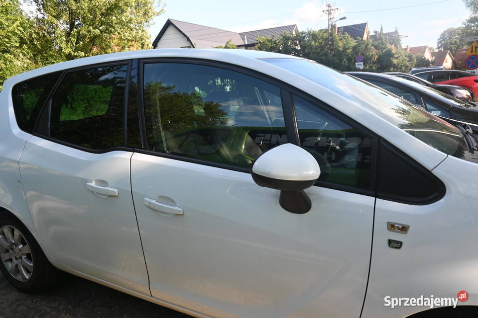 Sprzedam samochód Opel Meriva 2012 r Meriva Opel Legnica