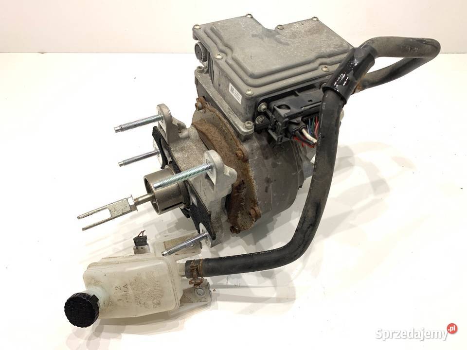 SERWO HAMULCOWE NISSAN LEAF ZE0 3NA1A Hatchback