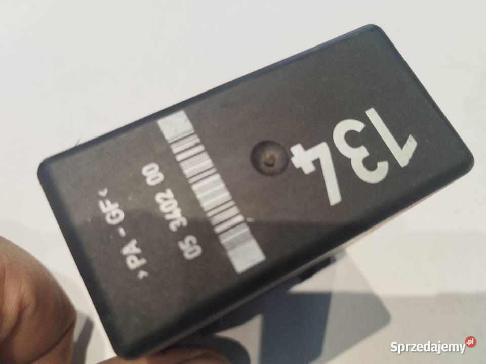 Przekaźnik VW Audi 357906123 134 Układ elektryczny, zapłon Wałbrzych