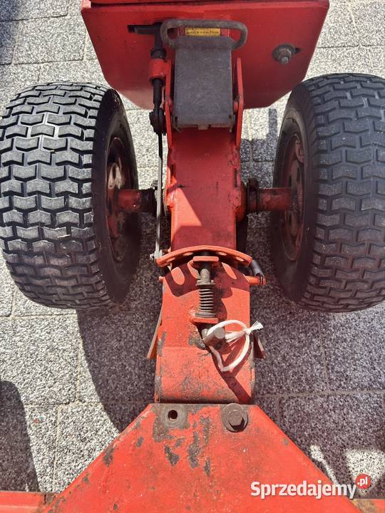 Zamiatarka spalinowa Hako Zamiatarki Warszawa