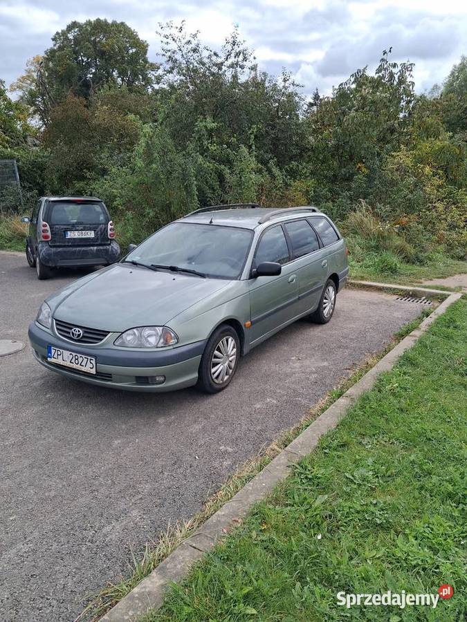 Toyota Avensis 2002r 18 vvti combi Szczecin sprzedam