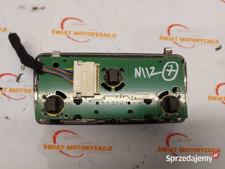 BMW F10 LIFT lampka podsufitki 6570200000 osobowe świętokrzyskie Kielce