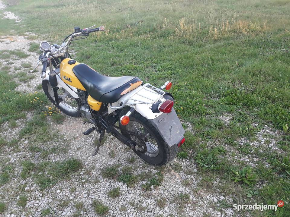 Suzuki rv 125 van van