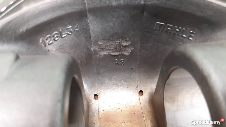 Tłok Mercedes 442 402 422 OM422A OM442A ciężarowe Częstochowa