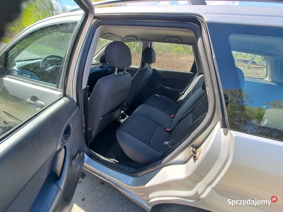 Sprzedam Ładnego Forda Focus 16 benzyna 2004r benzyna Żyrardów