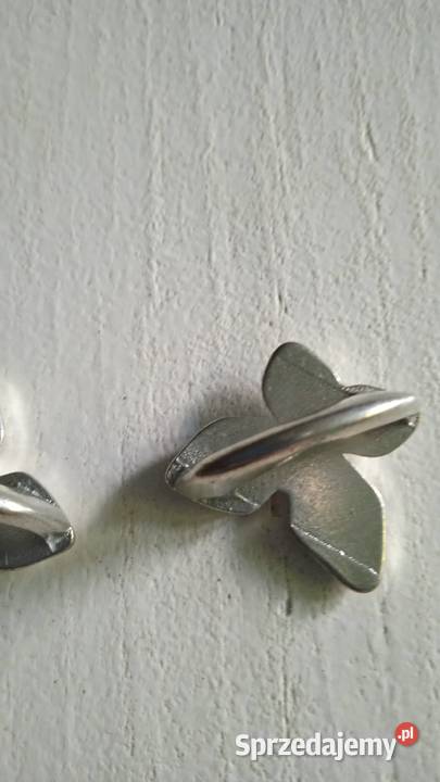 DWIE POSREBRZANE PRZEWIESZKI MOTYLE posrebrzane Piła sprzedam
