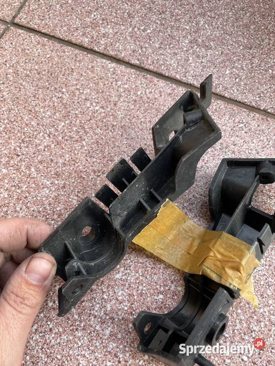 ŚLIZG ZDERZAKA PRAWY PRZÓD lewy 8K0807283 AUDI Kozy