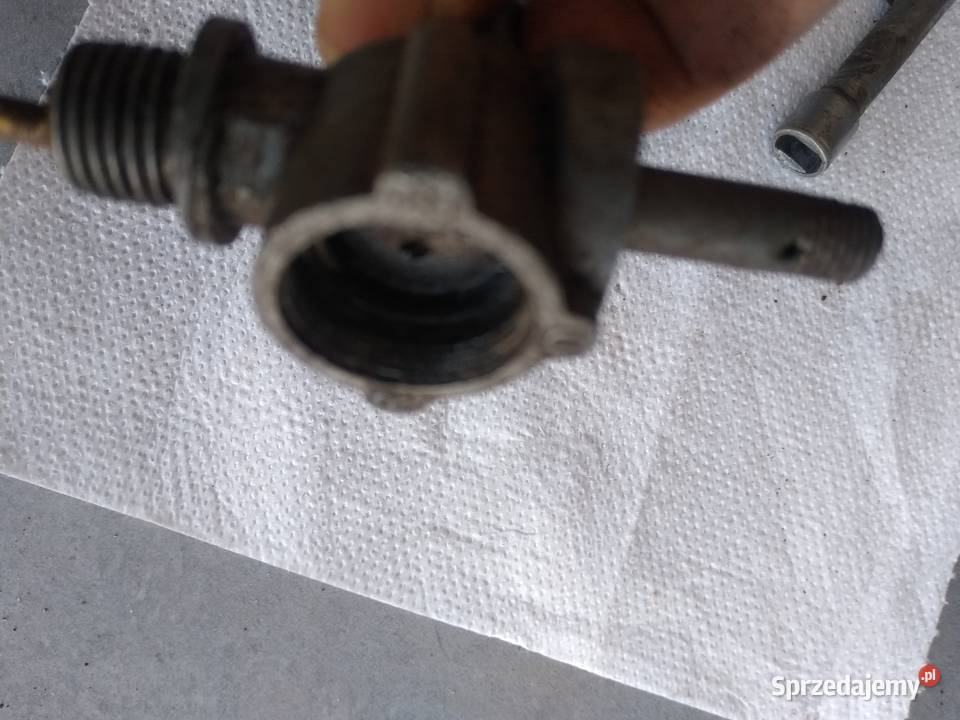 SHL komar WSK kraniki SW9 pozostałość prl