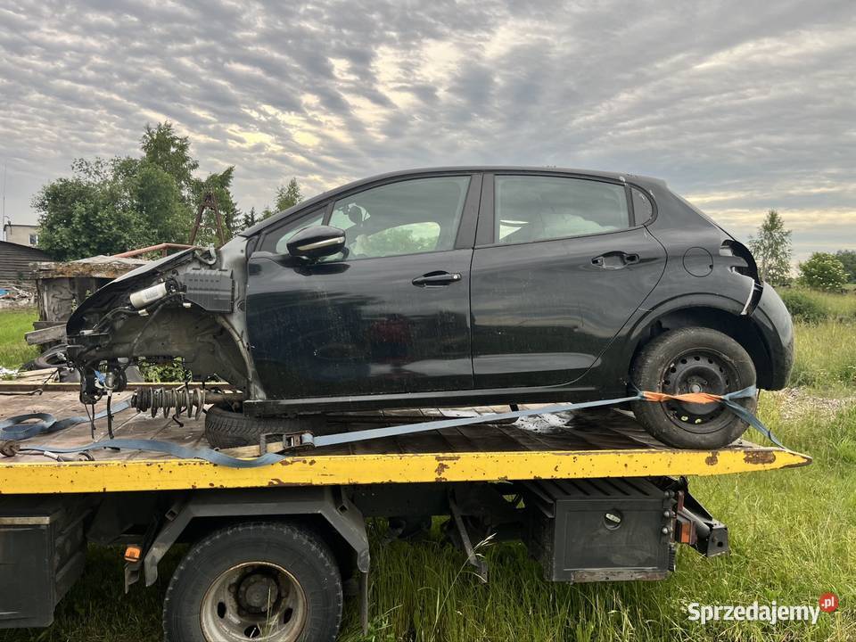 Peugeot 208 ehdi Toruń