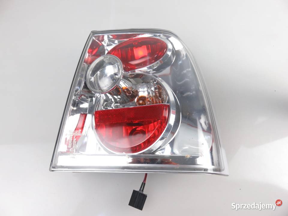 LAMPA PRAWA TYLNA VW PASSAT B5 3B2