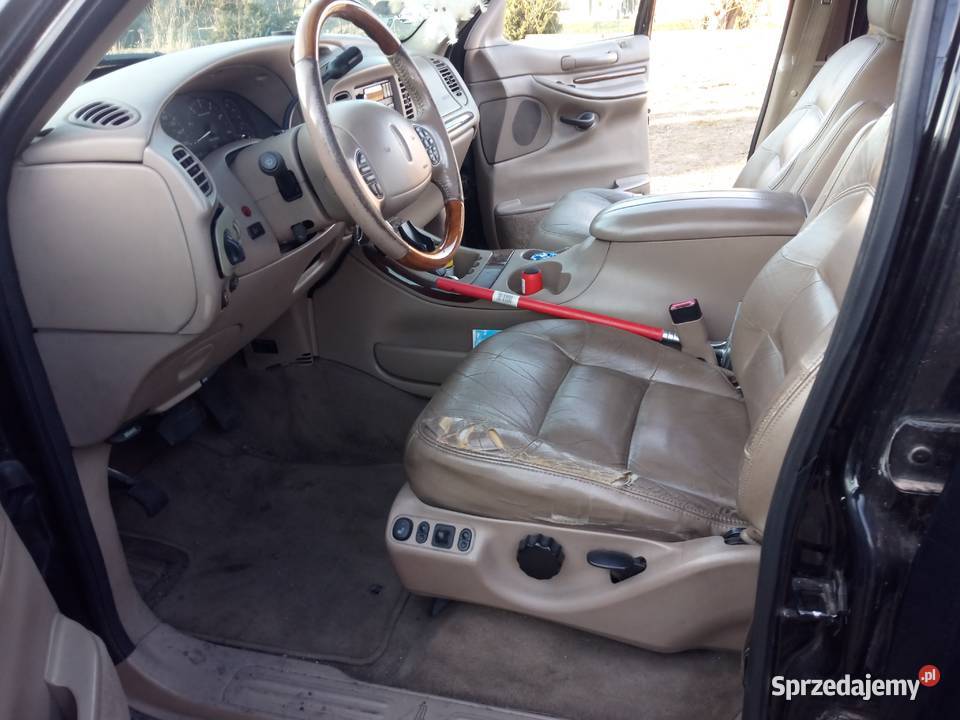 Lincoln Navigator 54 V8 LPG 300 7miejsc