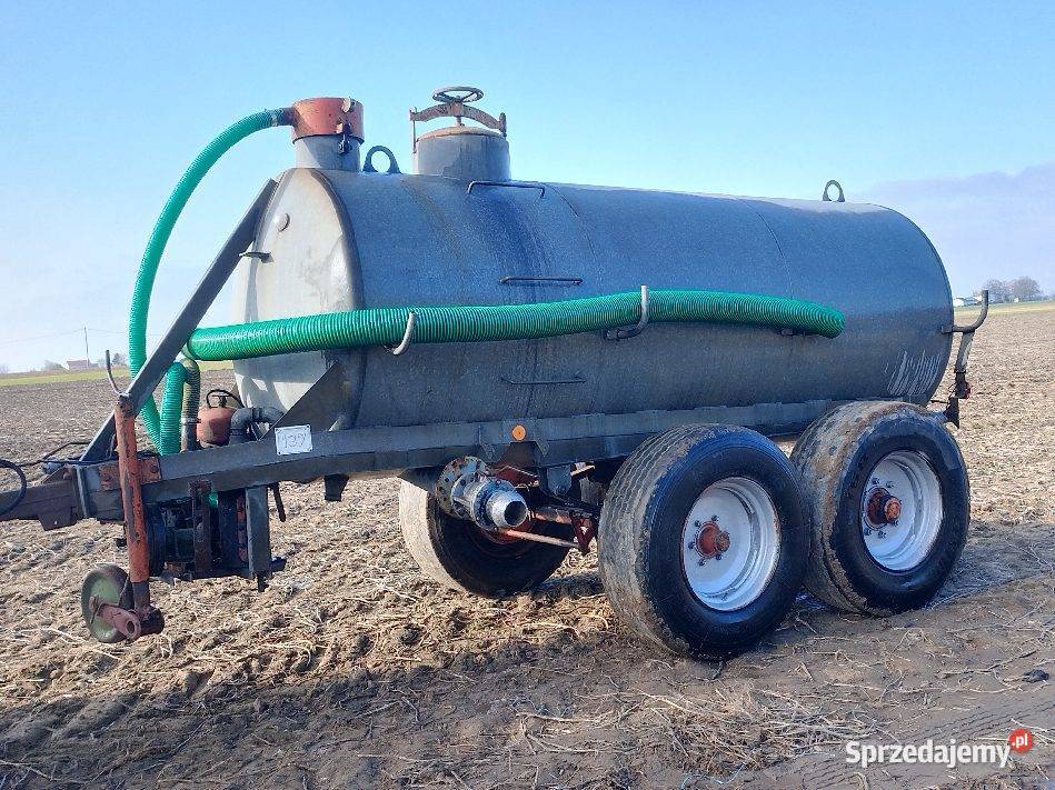 Beczkowóz Asenizacyjny 7 litrów nieuszkodzony Maszyny rolnicze Rypin sprzedam