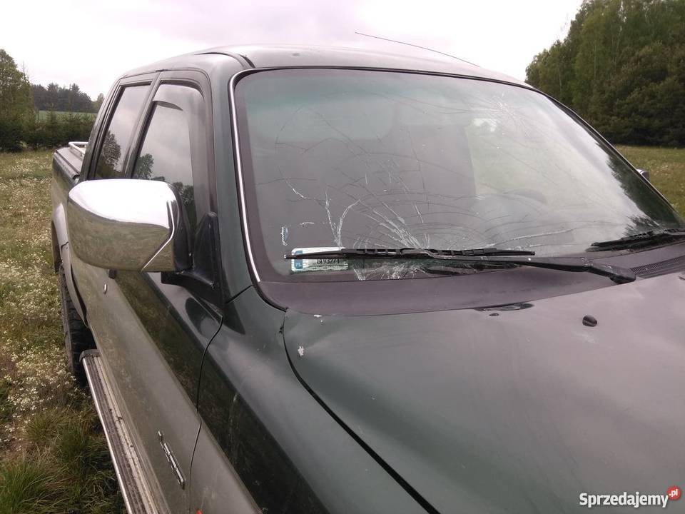 Mitsubishi L200 25td uszkodzony Rok produkcji 1999 Soce