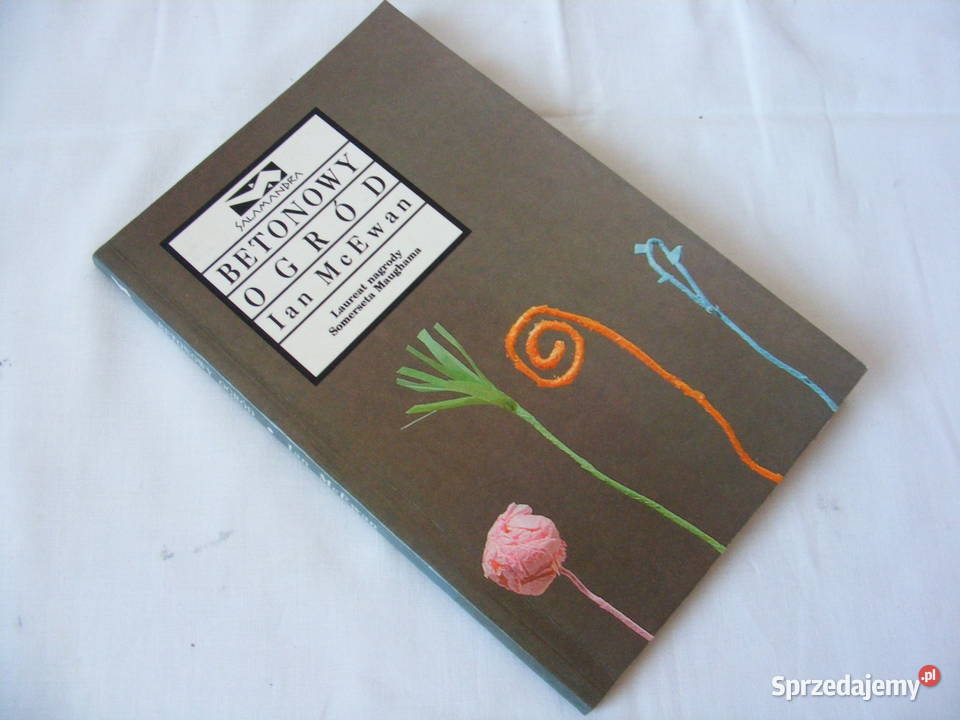 Dom na Sekwanie Betonowy ogród Martin Dressler Rok wydania 1996