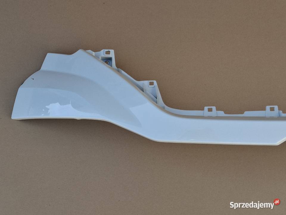 IVECO DAILY 2024 LISTWA ATRAPA BLENDA GRILL Bieleń sprzedam