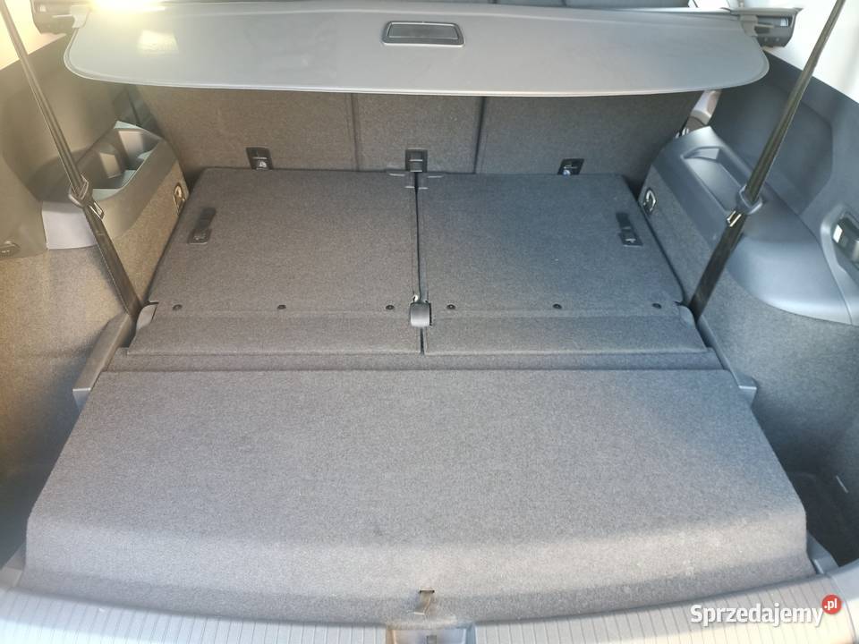 Salon bezwypadkowy 7 miejscowy