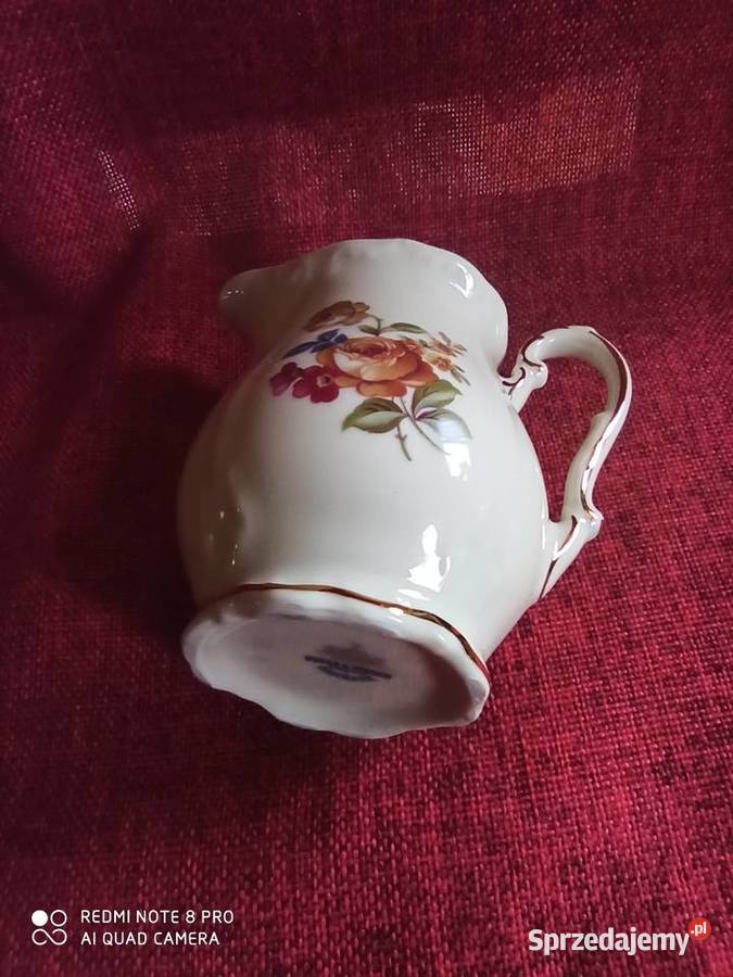 Mlecznik z brązowymi różami Bucka Nissen Denmark pomorskie