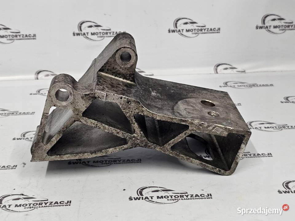 VOLVO XC70 24 D5 D5244T D5244T4 łapa silnika osobowe świętokrzyskie