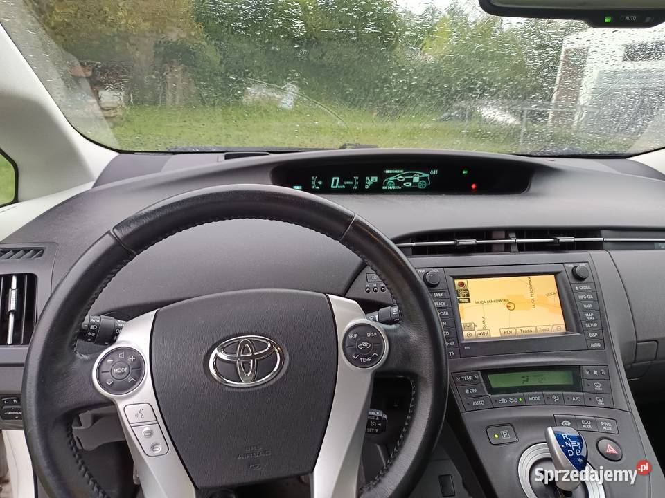 Toyota Prius 3 super stan Rok produkcji 2011 Ostrów Wielkopolski