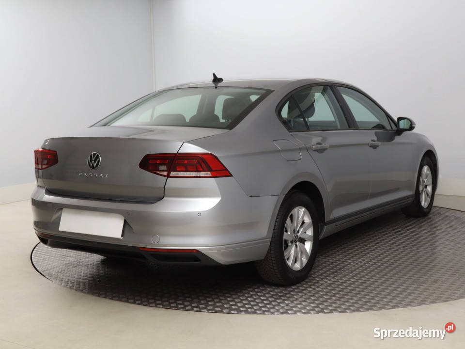 VW Passat 15 TSI światła przeciwmgielne sprzedam