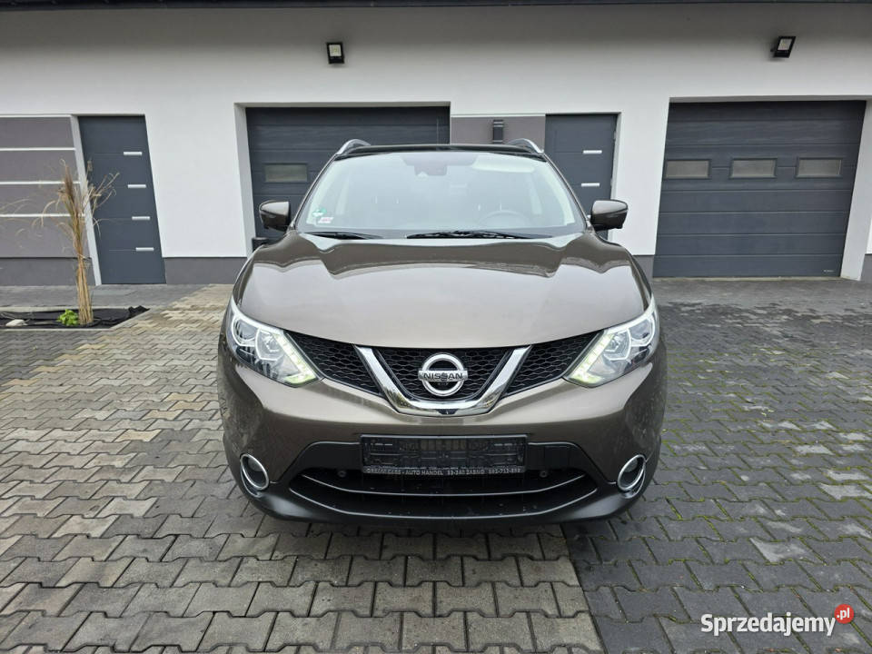Nissan Qashqai kamera cofaniakamery Żabno