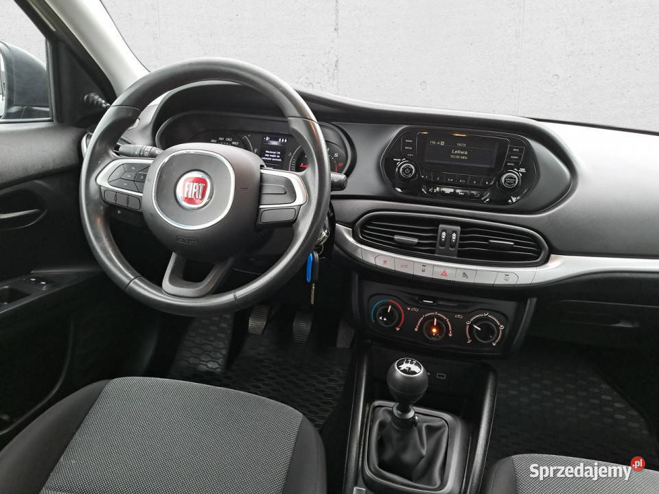 Fiat Tipo Salon Polska I właściciel LED II 2016 Stalowa Wola