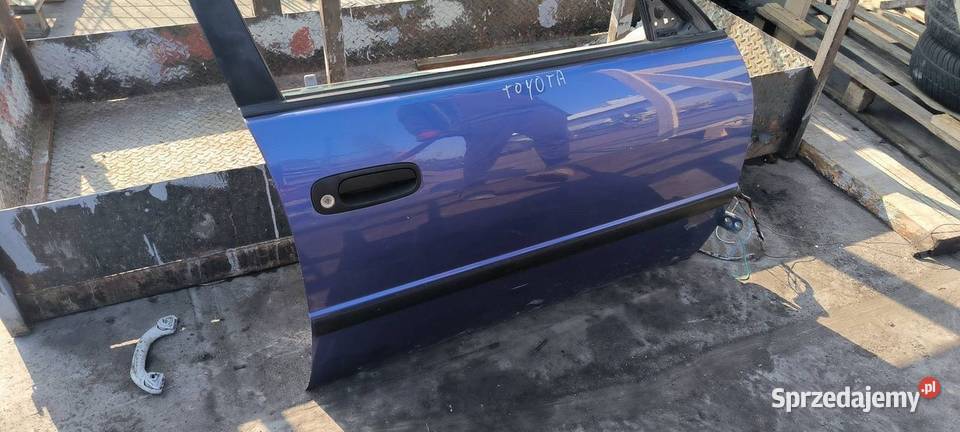 DRZWI PRAWE PRZÓD TOYOTA COROLLA E11 LIFT 8L5 Lipno sprzedam
