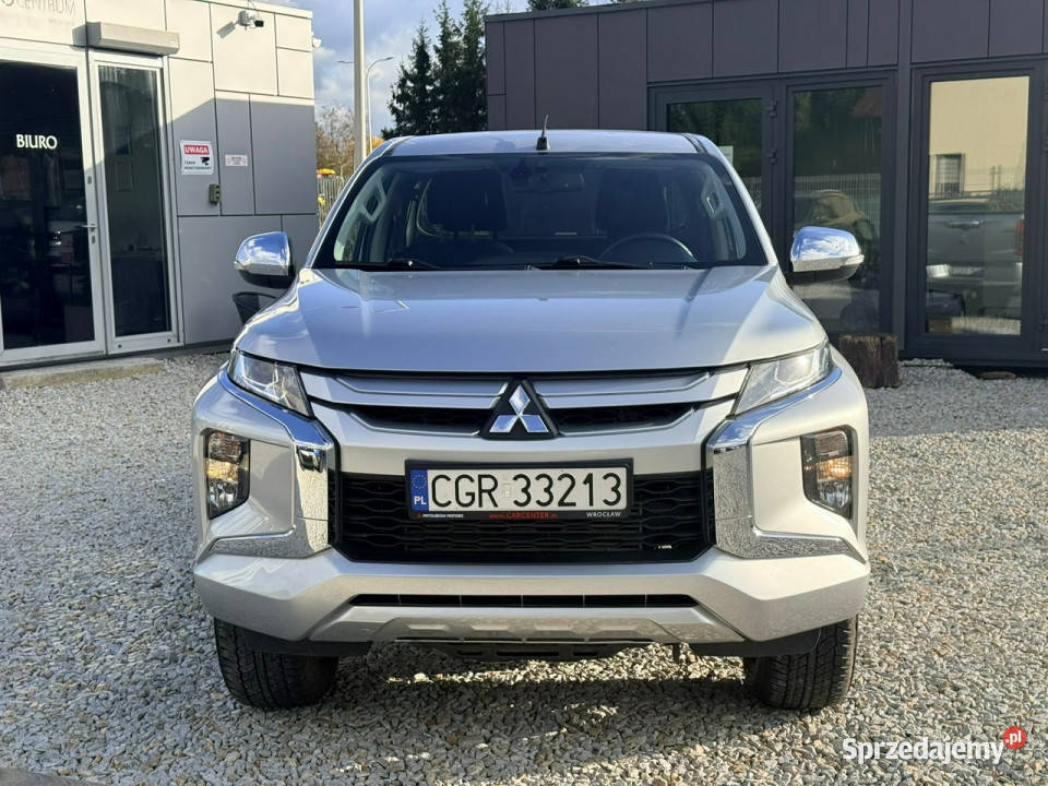 Mitsubishi L200 23 4x4 150 2021r hak kamera kamera cofania