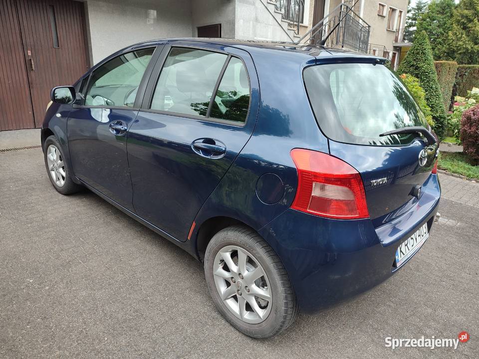 Toyota Yaris II 10 Luna AC 2006r