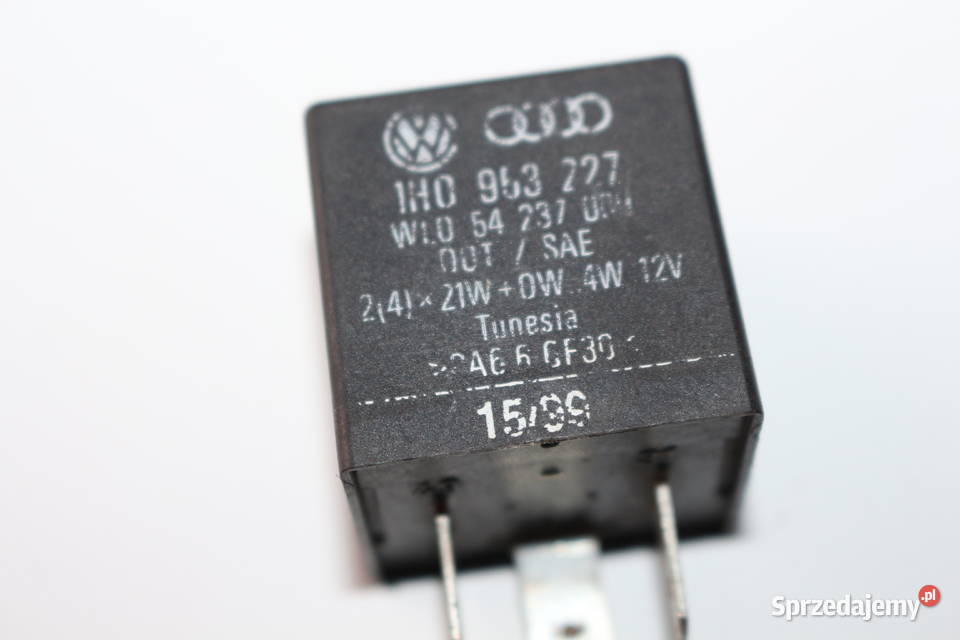 AUDI A8 D2 PRZEKAŹNIK KIERUNKOWSKAZÓW 191 osobowe