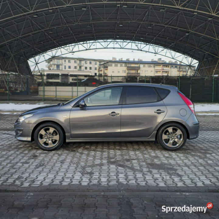 Hyundai i30 Hyundai i30 14 Blue Classic I Rok produkcji 2010 mazowieckie Ostrów Mazowiecka