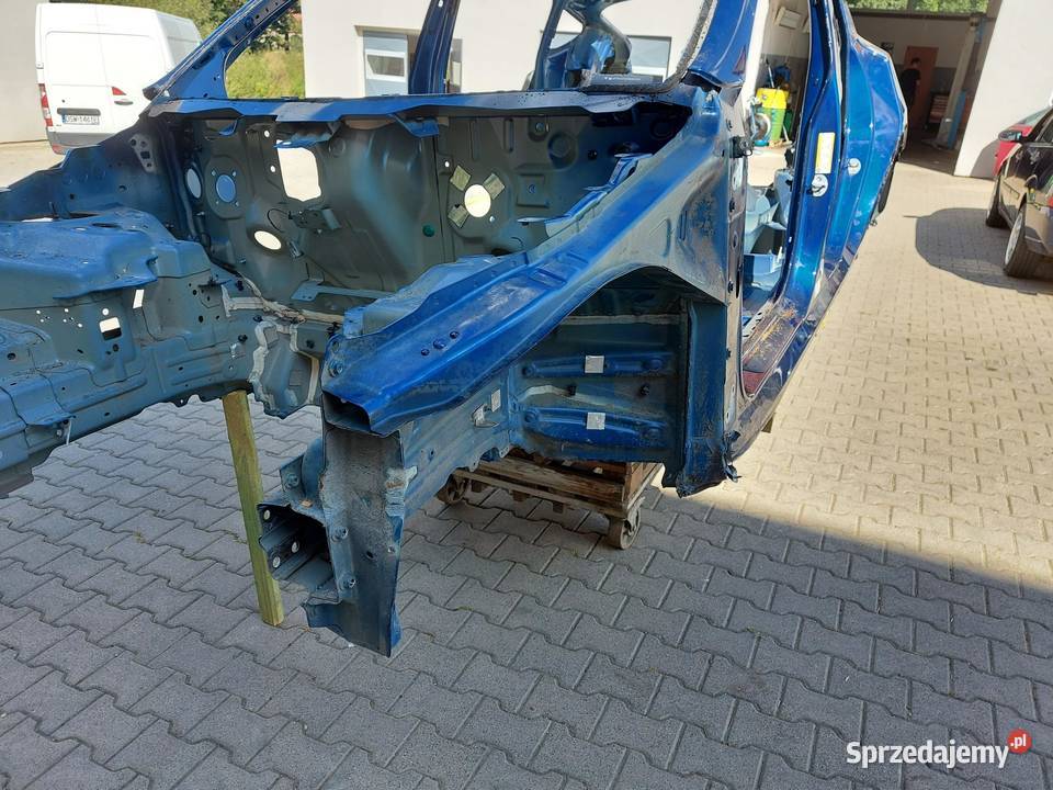 TESLA MODEL Y 2024r ĆWIARTKA PODŁUŻNICA LEWY