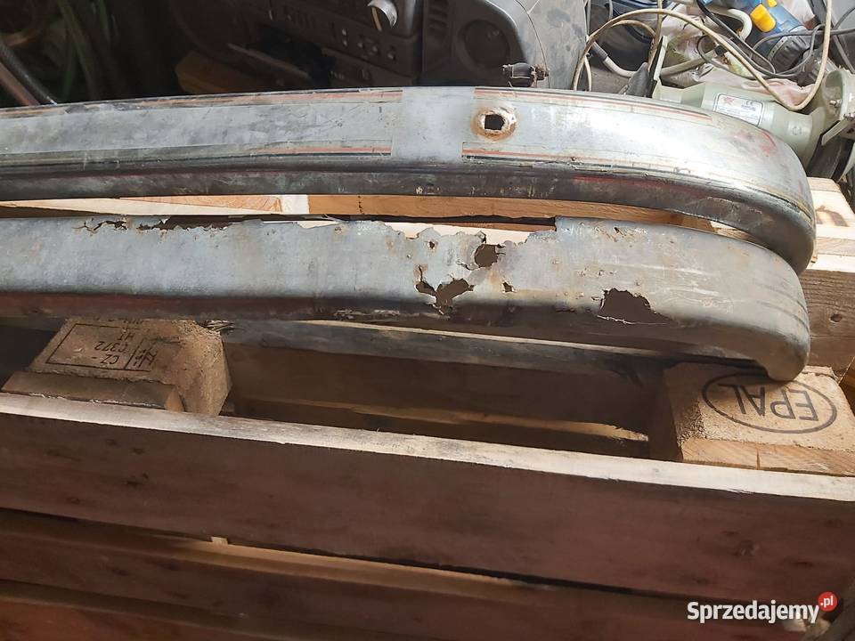 Dwa zderzaki mały FIAT 126P Toruń
