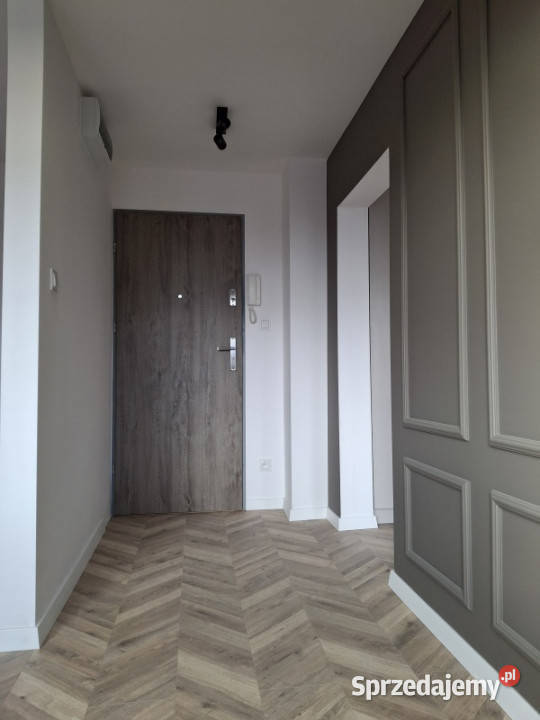 Piękne 2 pokojowe mieszkanie w CENTRUM z 3 piętra i więcej Kielce sprzedam