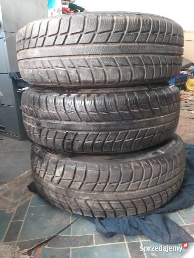 Zimowe Michelin 1956515 z felgami i kołpakami Elbląg